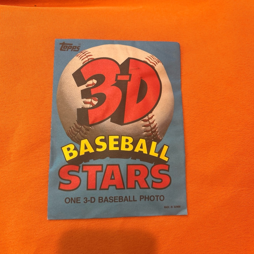 Unopened 1985 Topps 3-D Oversized Baseball Stars Photo Card